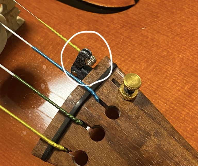 バイオリン弦の張替え方を初心者にわかりやすく解説ループエンドの付け方など画像付きで